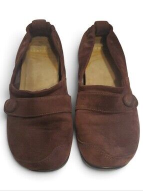 Dansko Carol Kid Suede Shoes In Chocolate Brown Size 8
